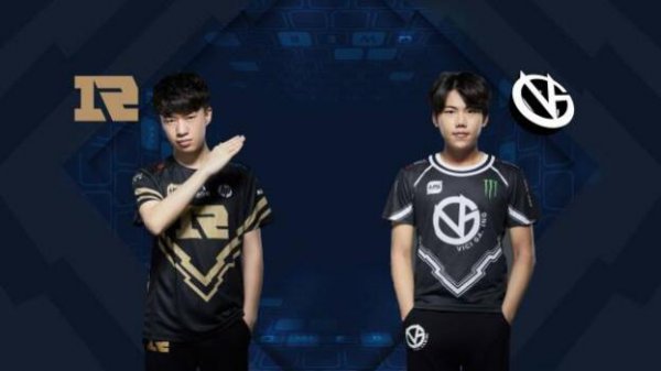 且具备突入 且具备突入