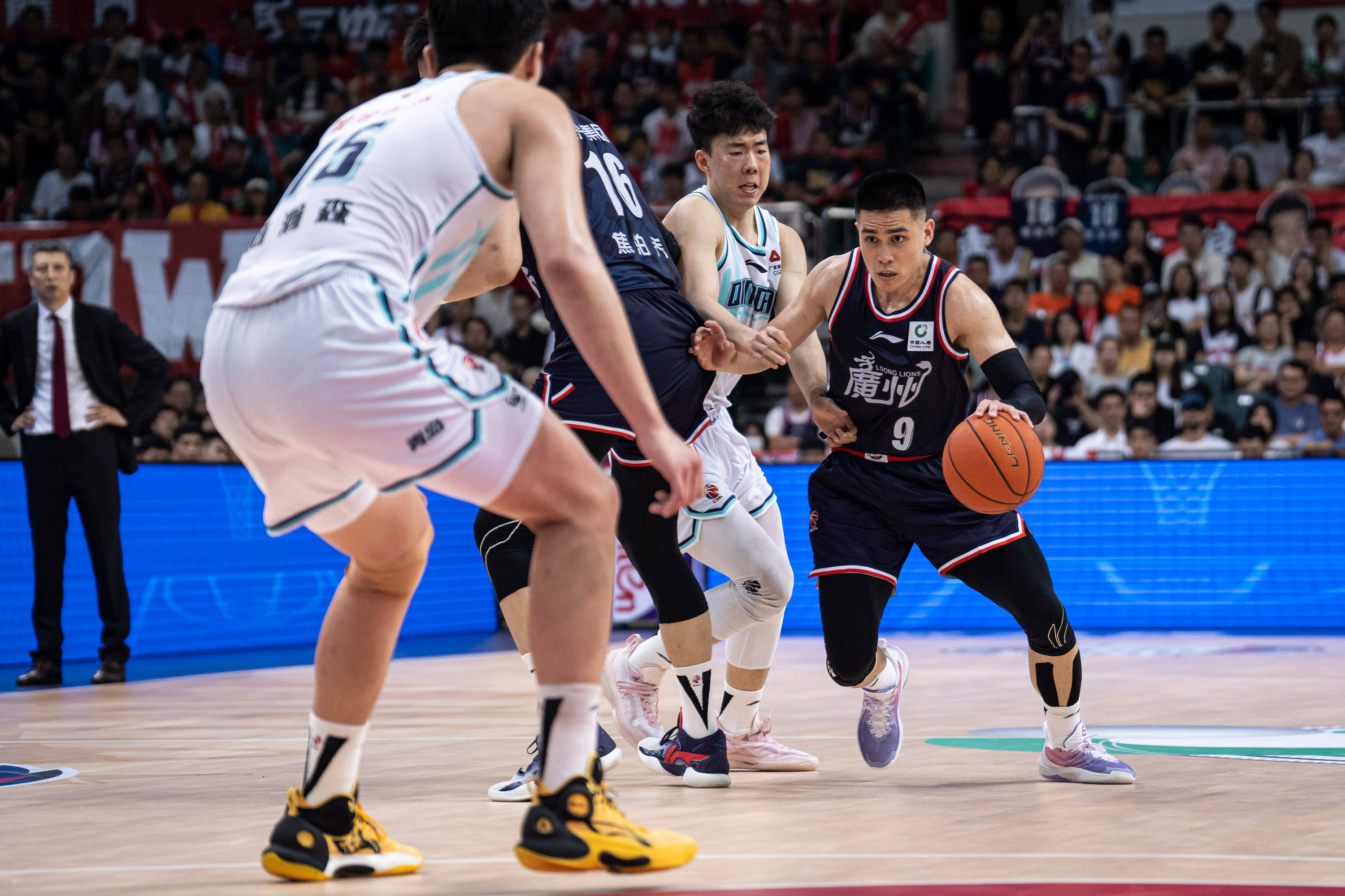 亚斯与迭戈 亚斯与迭戈