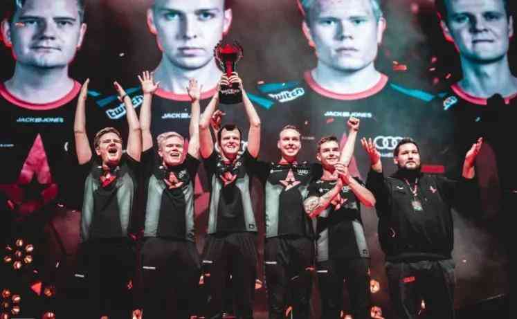 以两局获胜 以两局获胜