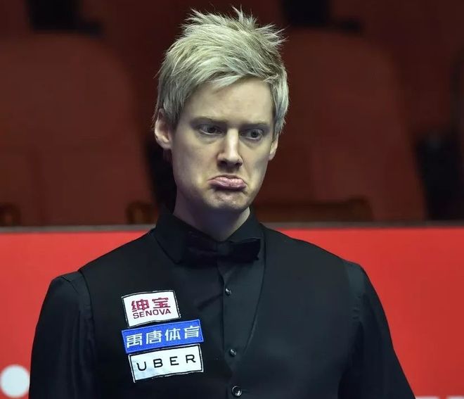 前锋劳塔罗 前锋劳塔罗